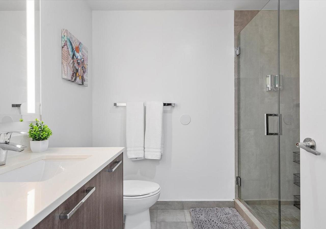 Apartment X-lounge Ii - Highrise In The Heart Of Downtown With Rooftop Pool & Skyline Views *