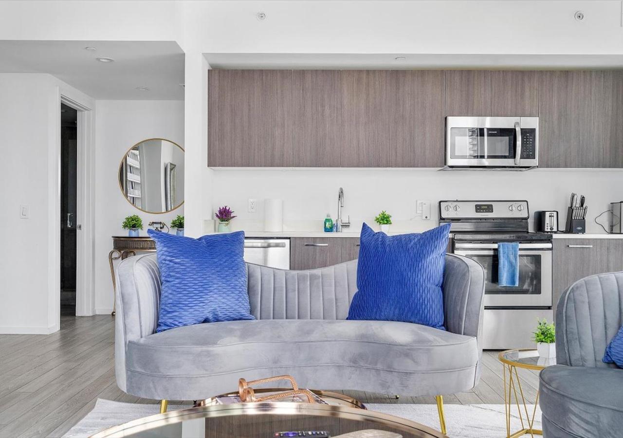 X-lounge Ii - Highrise In The Heart Of Downtown With Rooftop Pool & Skyline Views Apartamento *